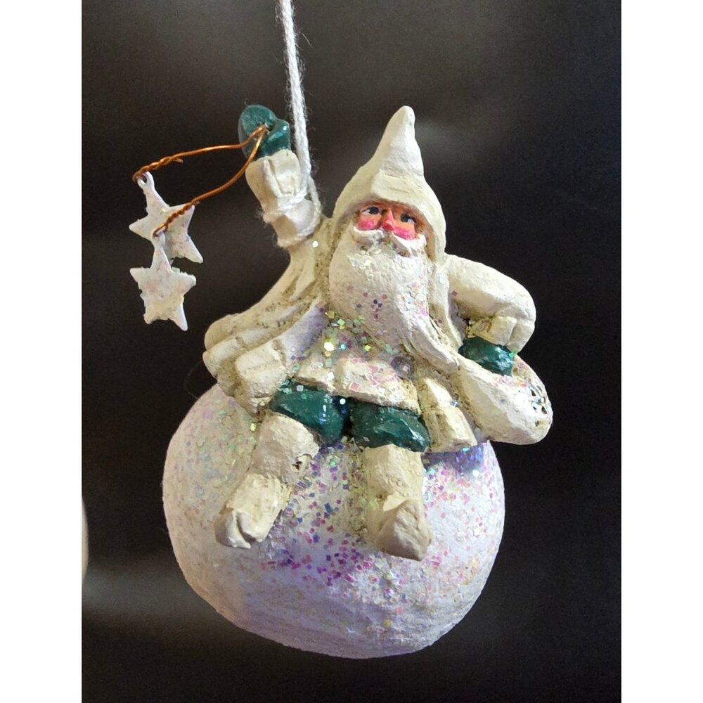 NWT Pam Schifferl Santa On Glittered Snowball Ornament Star Accents by Midwest